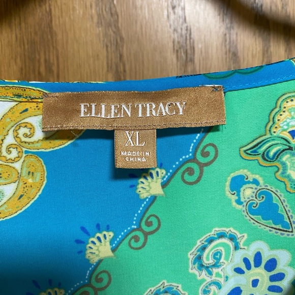 ELLEN TRACY BLOUSE IN LAKE MULTI - SZ XL - NWT - Picture 2 of 7